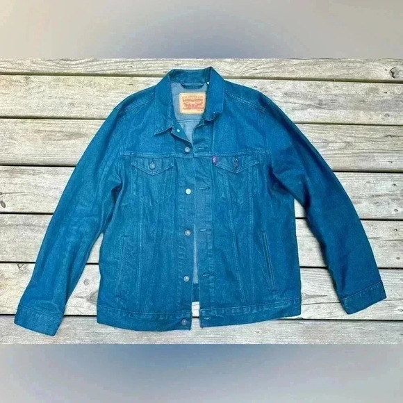 Levi’s Jean Jacket - Picture 1 of 4